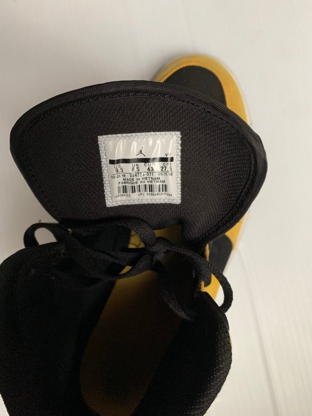 Air Jordan 1 Mid Reverse New Love Black University Gold Men's 9.5 554724-071